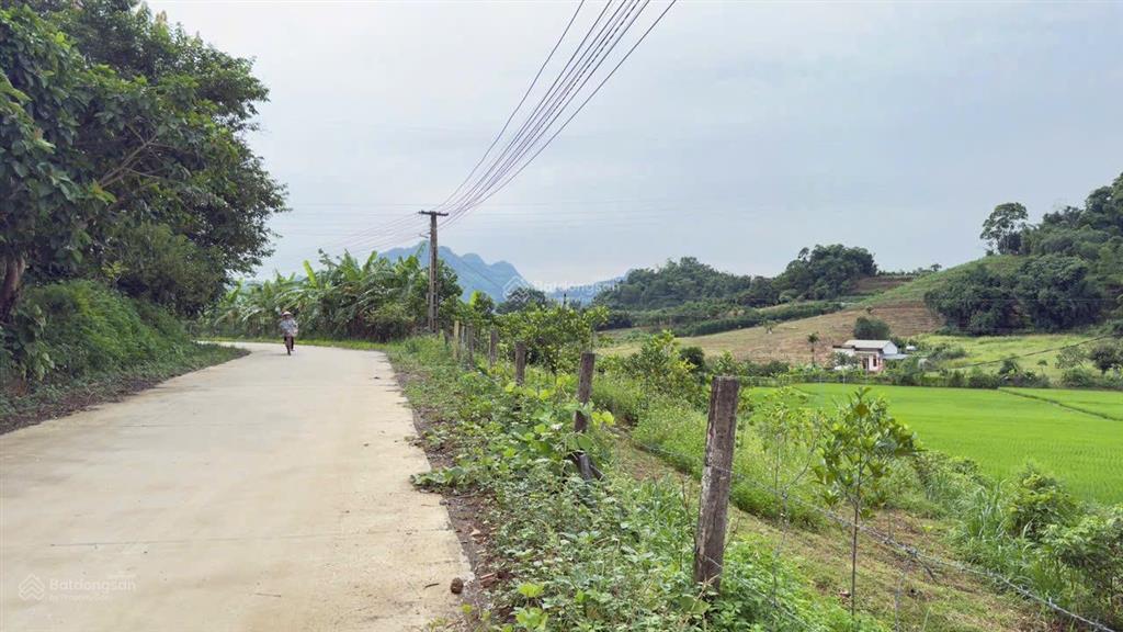 Bán gấp lô đất vị trí đẹp tại cao phong
cách ql6 chỉ 1km giá 1,x tỷ