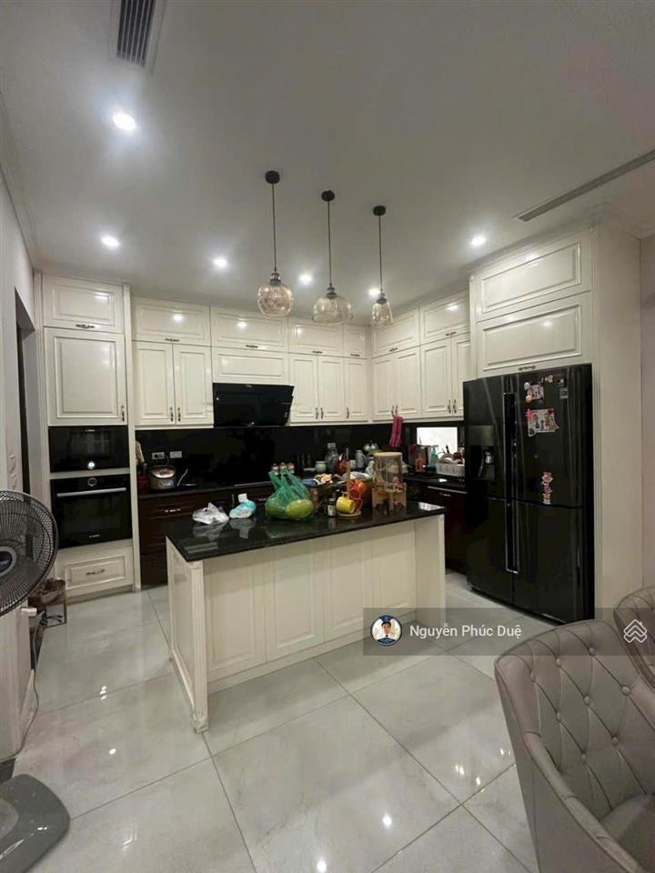 Cần bán liền kề tiêu chuẩn gamuda  giá 35 tỷ  0972 895 ***