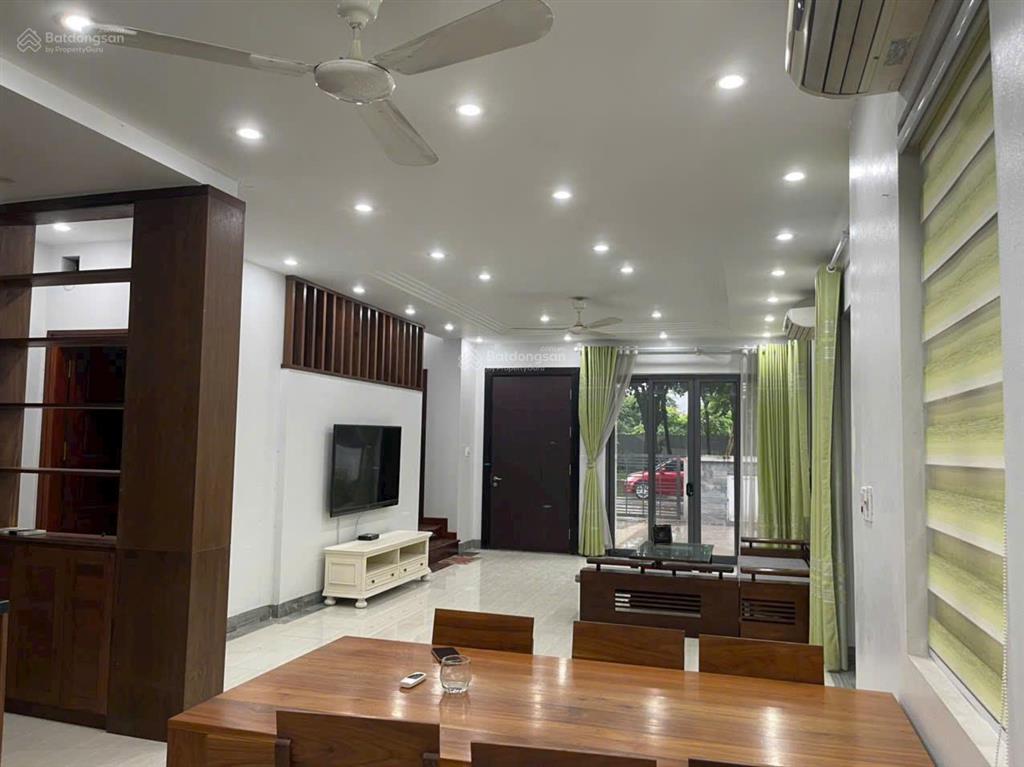 Cho thuê bt gamuda gardens, 28 triệu, 270m2, 4pn, 5wc, full nội thất
