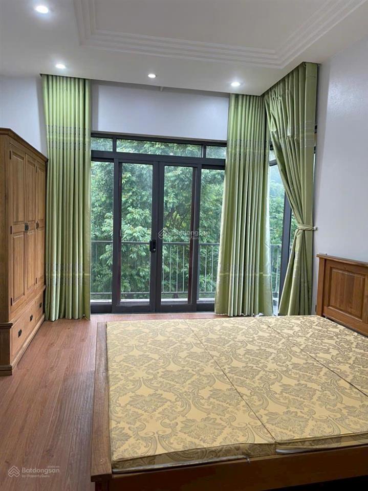 Cho thuê bt gamuda gardens, 28 triệu, 270m2, 4pn, 5wc, full nội thất