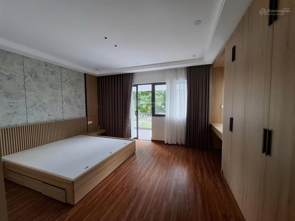 Chính chủ cần cho thuê biệt thự góc 3 mặt thoáng, diện tích 133,5m2 hoàn thiện full nội thất