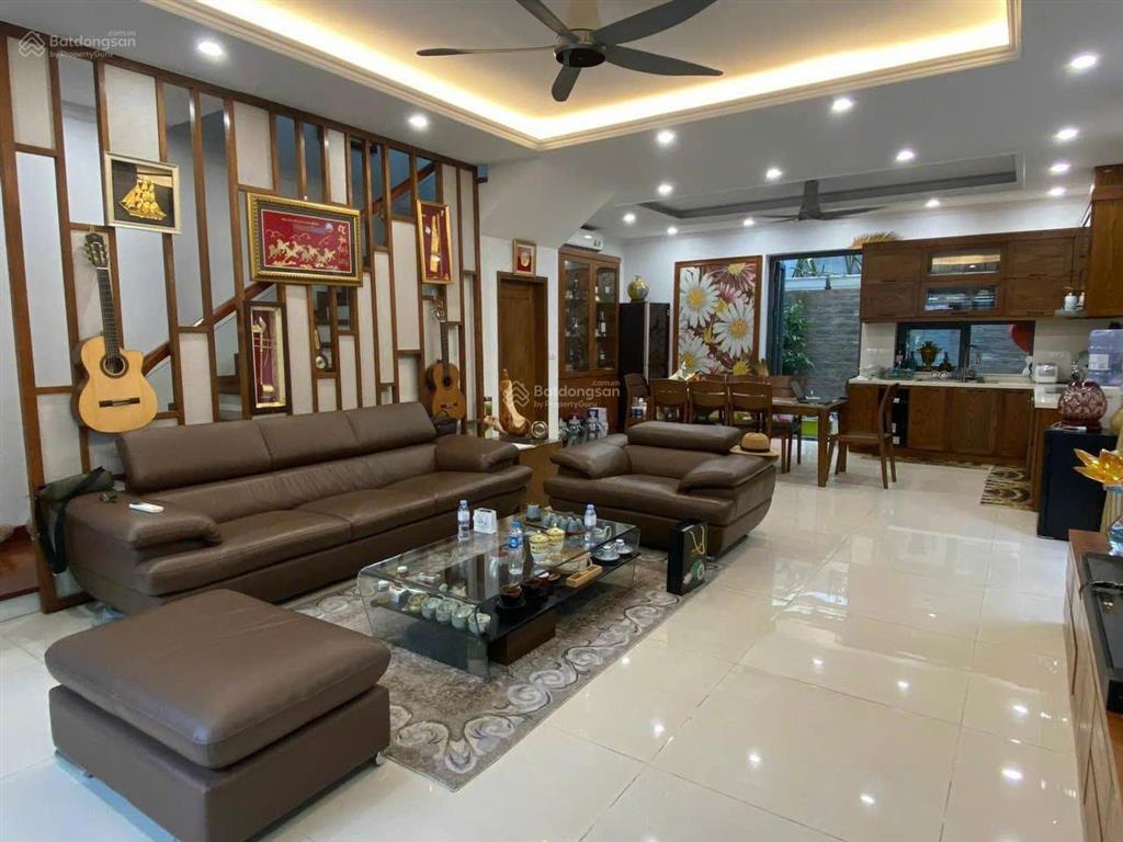 Cho thuê biệt thự góc gamuda dt 140m² full nội thất vào ở ngay 0972 895 ***