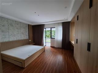 Cho thuê biệt thự góc gamuda diện tích 135m² nội thất mới giá chỉ 31tr/tháng ở ngay 0972 895 ***