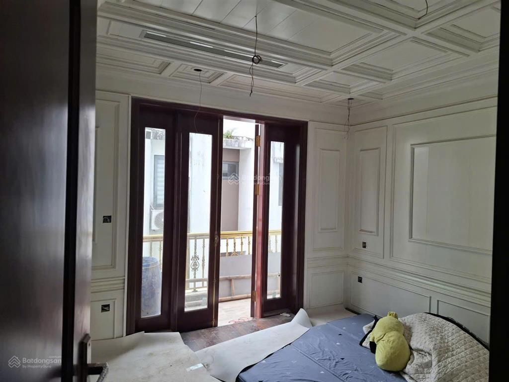 Chính chủ gửi bán căn liền kề gamuda, full nt thang máy.  0972 895 ***