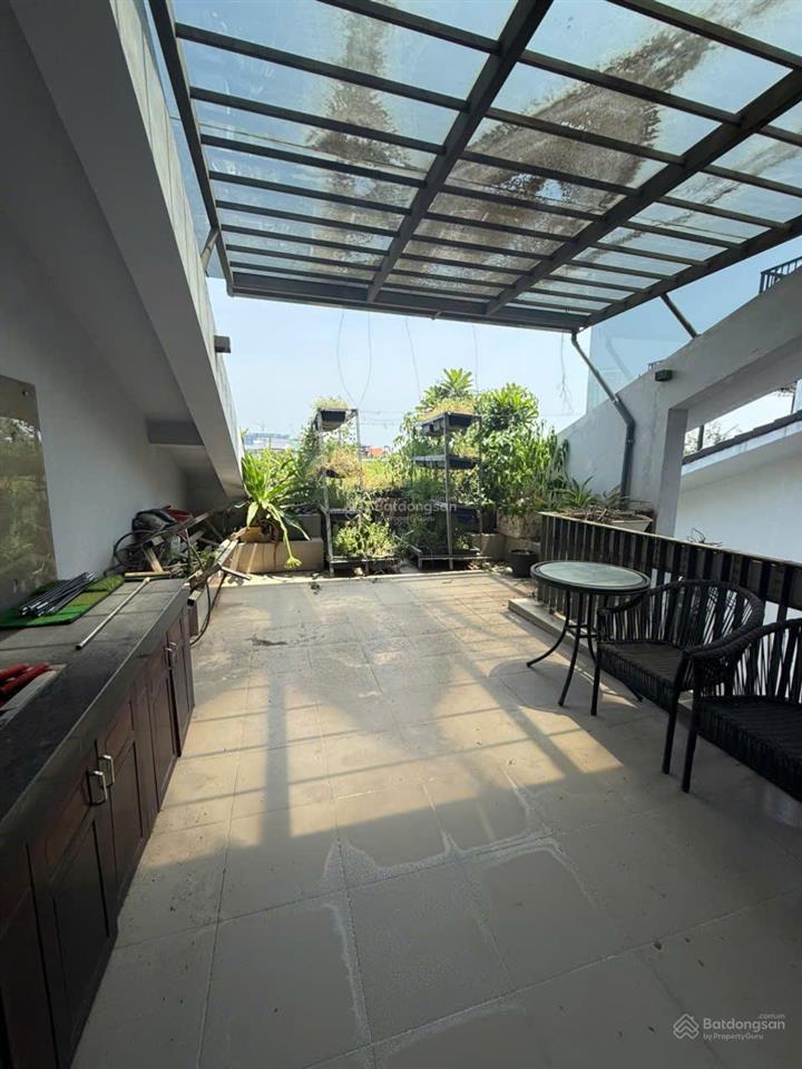 Cho thuê biệt thự song lập gamuda dt 160m2, full nội thất 4 tầng đẹp
