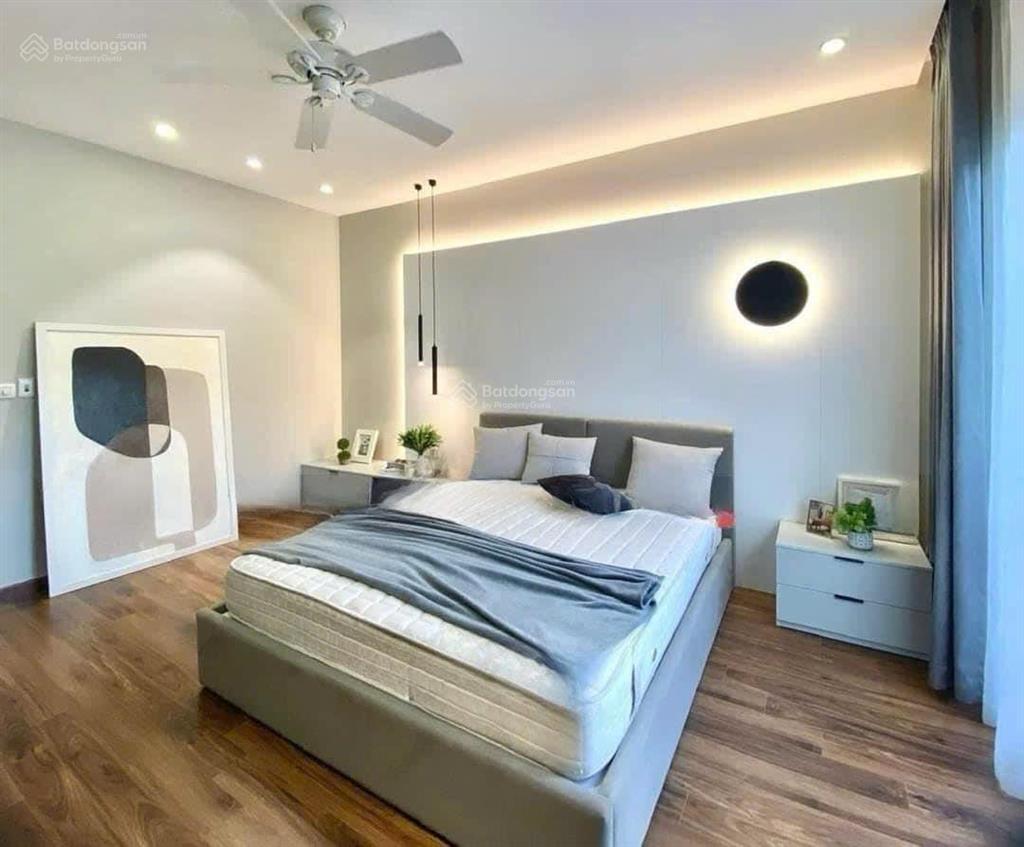 Bán liền kề gamuda gardens, 32 tỷ, dt 119m2, 4pn, 5wc, hướng nam, pháp lý sổ đỏ 0972 895 ***
