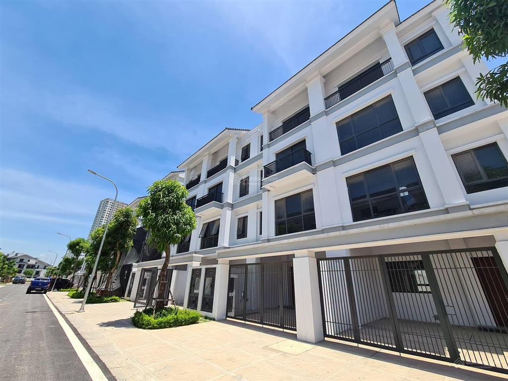 Liền kề gamuda dt 95m2 xây 4 tầng  hướng nam giá 30 tỷ bao phí 0972 895 ***