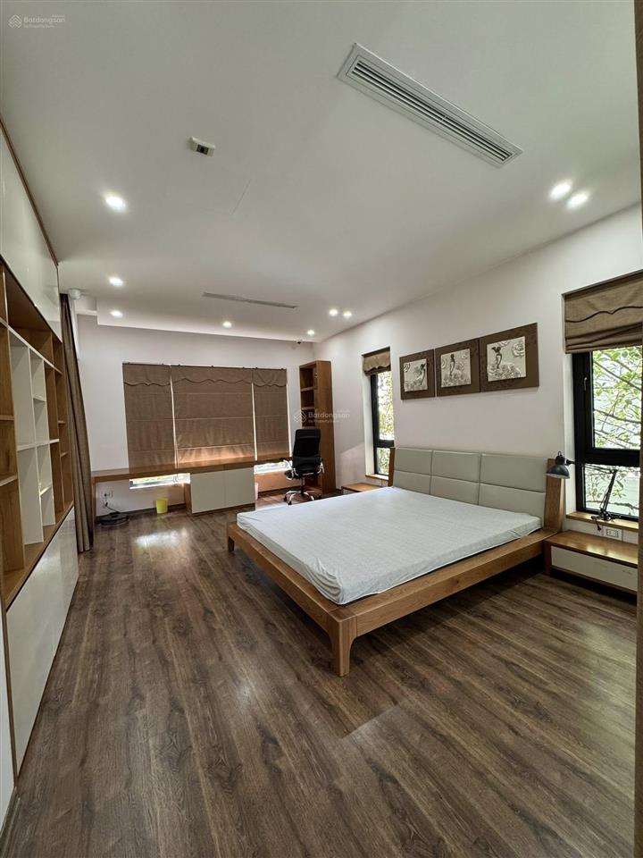 Biệt thự song lập gamuda 190m2 xây 4 tầng view vườn hoa giá 60 tỷ 0972 895 ***