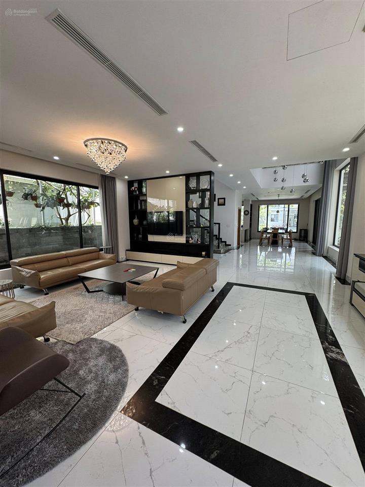 Biệt thự song lập gamuda 190m2 xây 4 tầng view vườn hoa giá 60 tỷ 0972 895 ***