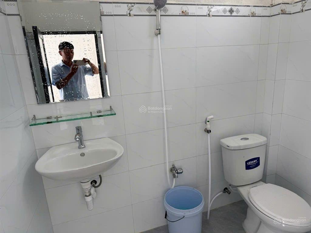 Cho thuê nhà riêng tại thôn tây cách chợ vĩnh phương 600m, 3 triệu đồng/tháng, mặt tiền 7m