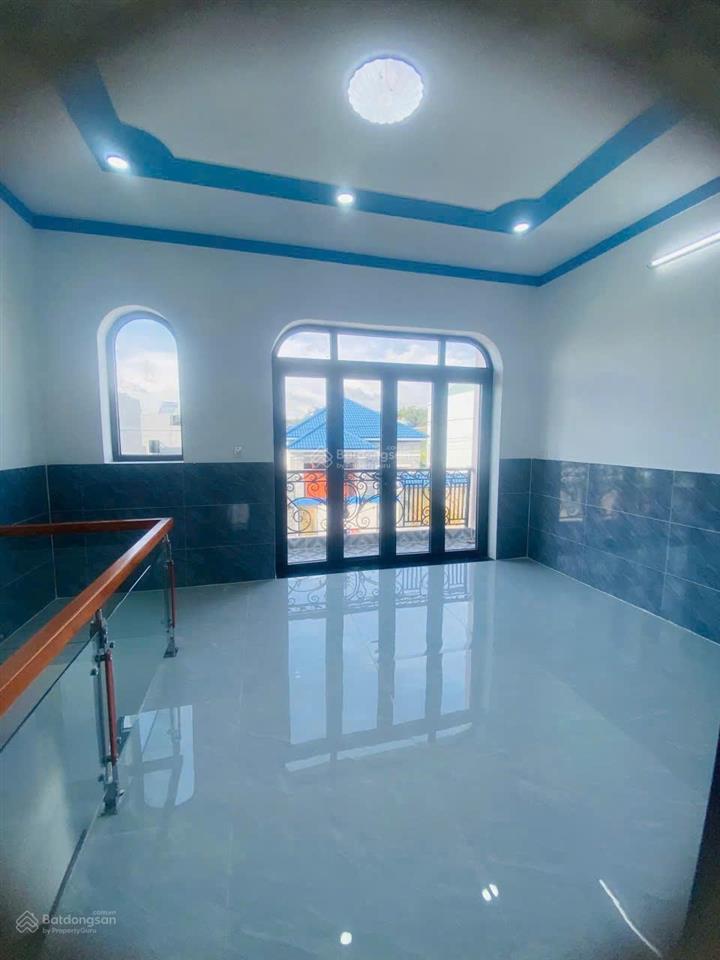 Bán nhà lầu sổ riêng, dt đất 95m2, thổ cư 100%, kp 4, phường trảng dài
