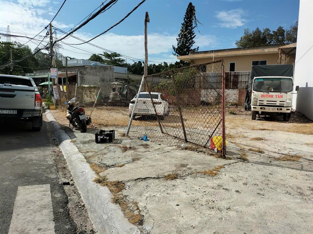 Cho thuê đất thương mại dịch vụ 221m², 2 mặt tiền trần bình trọng, vũng tàu