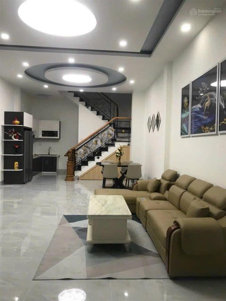 Cần bán nhà 1 trệt 2 lầu mặt tiền đường nguyễn thị minh khai phú hoà, đang có nguồn thu cho thuê