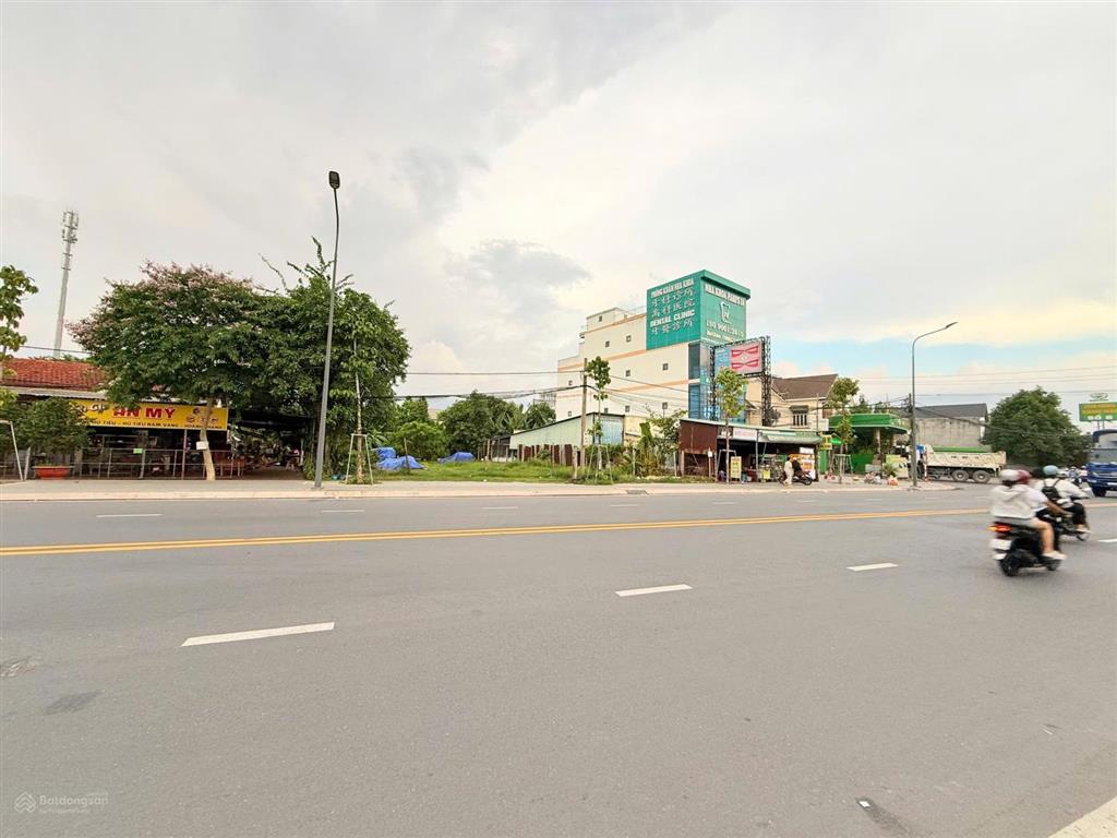 Cần bán lô đất mặt tiền đường huỳnh văn luỹ phú mỹ gần vòng xoay tpm , cây xăng hồ bửu