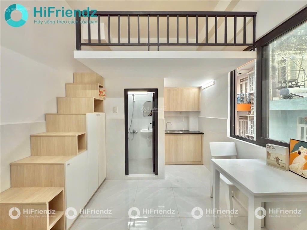 Cho thuê căn hộ ban công, gác cao gần đại học văn hiến và đầm sen