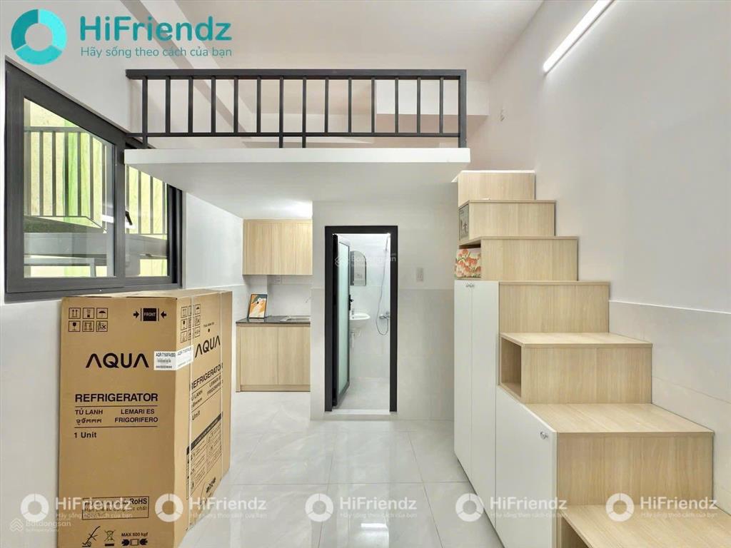 Cho thuê căn hộ ban công, gác cao gần đại học văn hiến và đầm sen