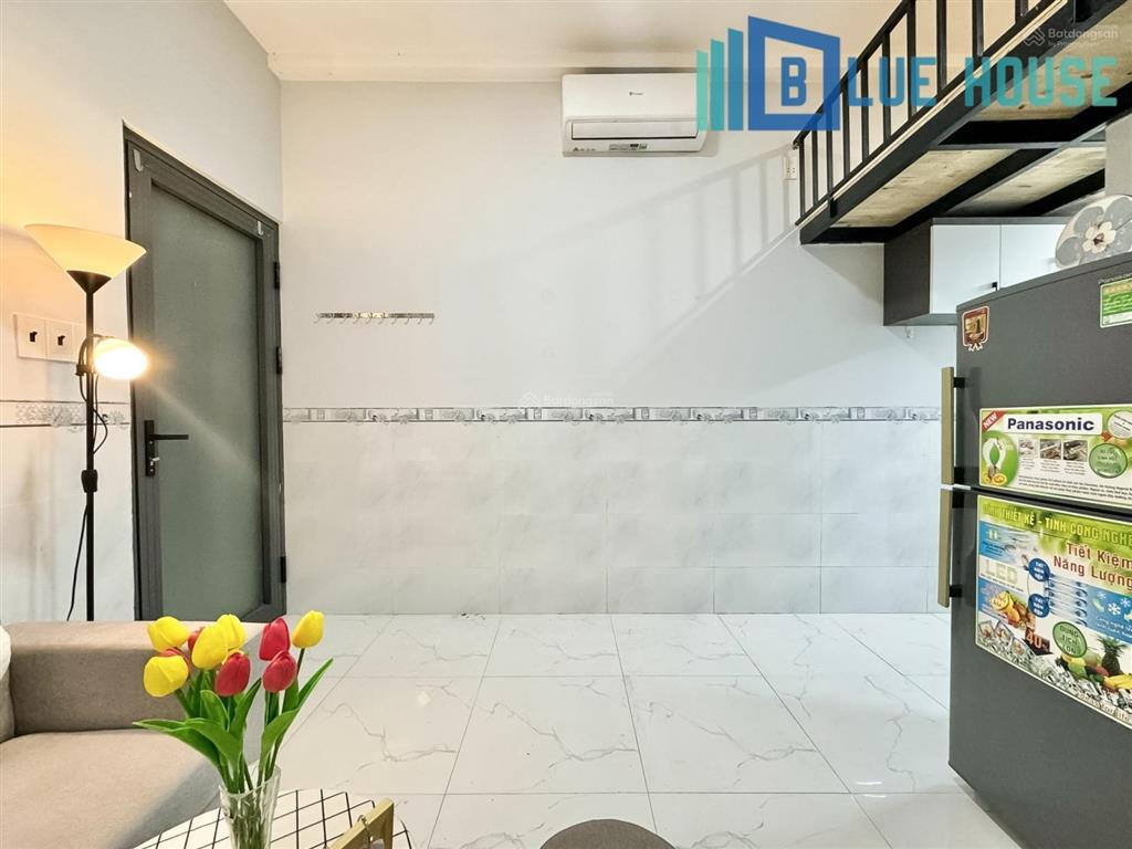 Phòng trọ tân phú duplex gác cao có cửa sổ nằm giữa đại học văn hiến và đại học công thương