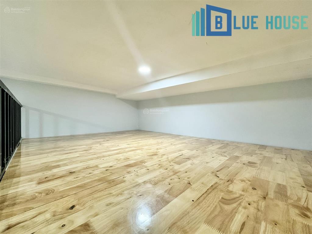 Phòng trọ tân phú duplex gác cao có cửa sổ nằm giữa đại học văn hiến và đại học công thương