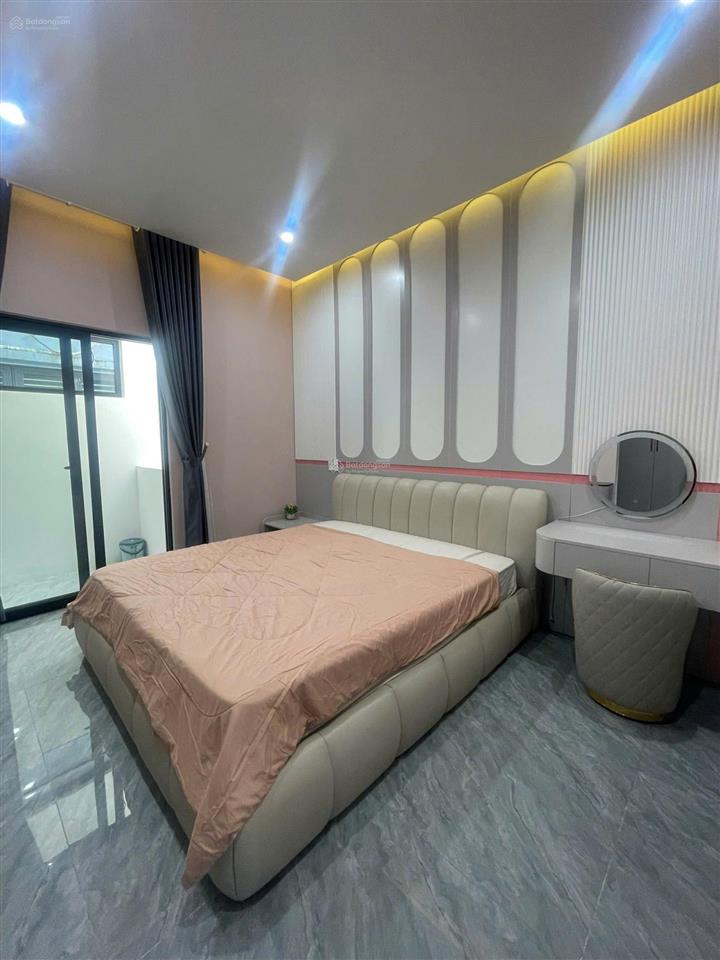 Nhà 3 tầng vip đẹp xuất sắc giá tốt đường cồn dầu 22  hòa xuân  đà nẵng