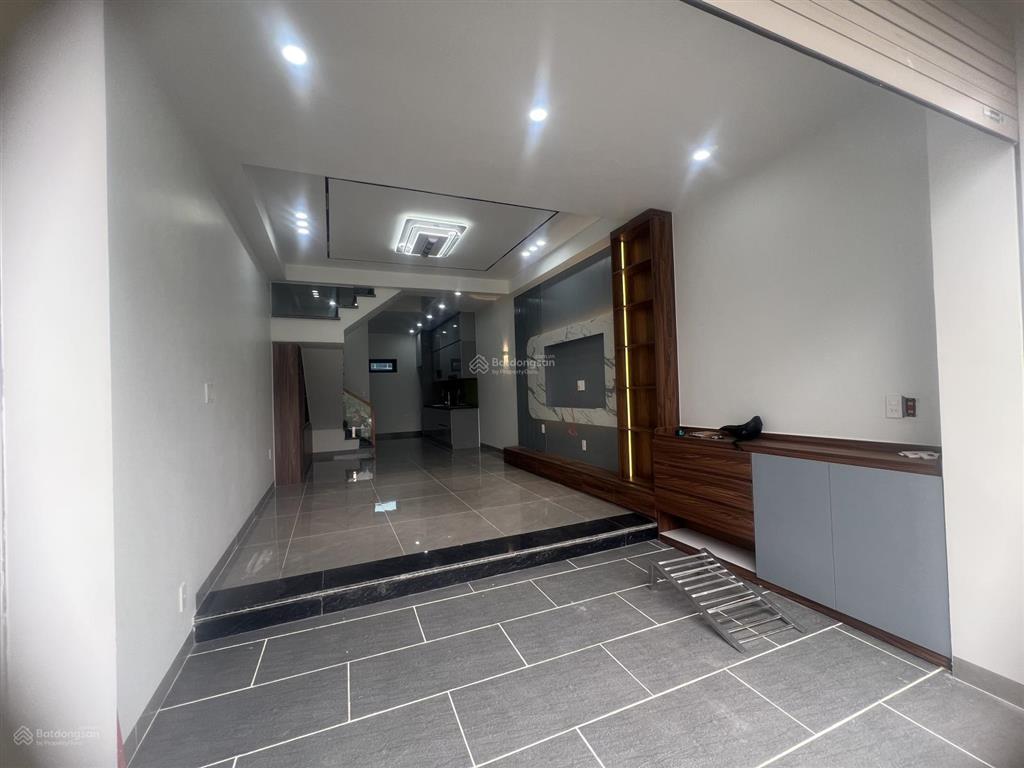 Bán nhà riêng 3 tầng xây mới, thiết kế hiện đại, đầy đủ công năng