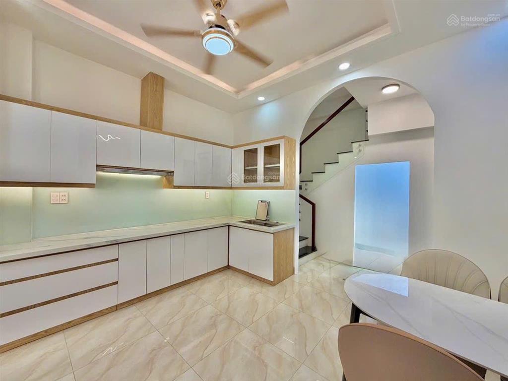 Bán nhà đẹp 40.6m2 đất, 3pn lê văn sỹ thông huỳnh văn bánh, phú nhuận