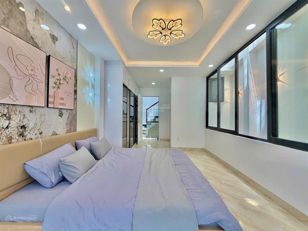Bán nhà đẹp 40.6m2 đất, 3pn lê văn sỹ thông huỳnh văn bánh, phú nhuận