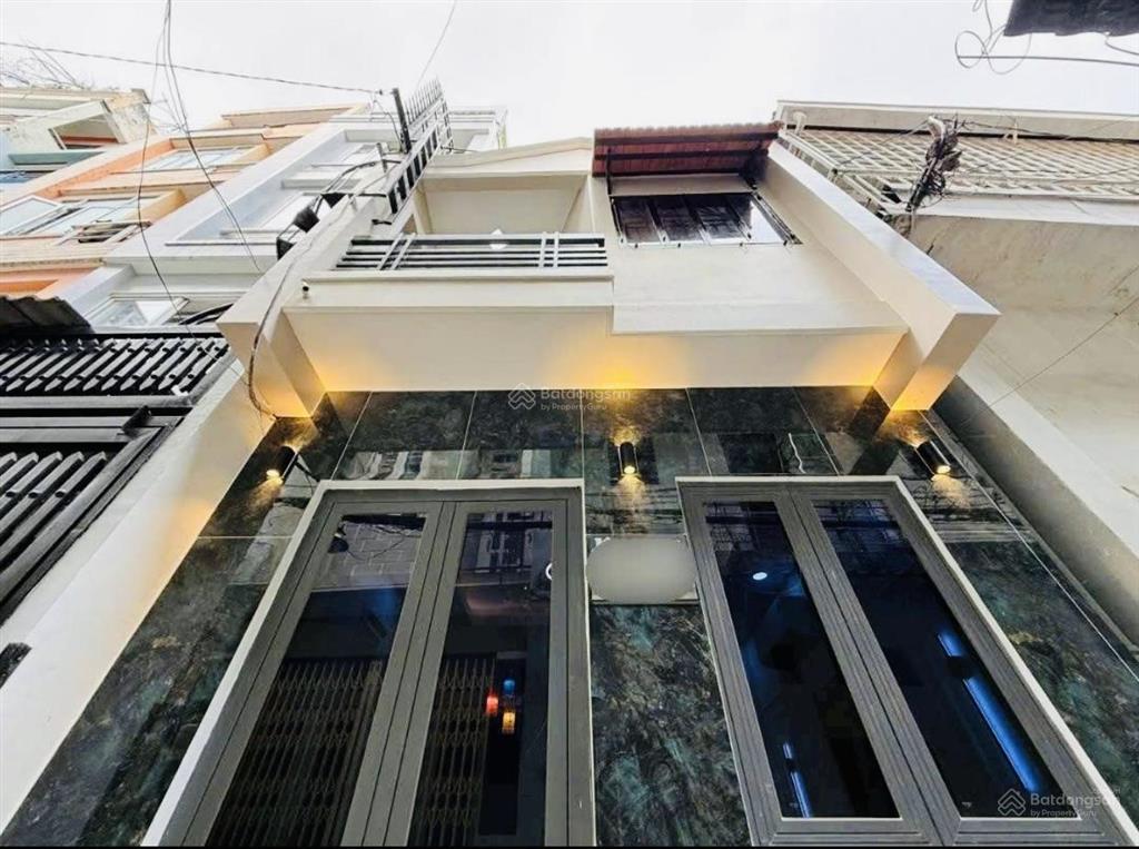 Nhà sát mt nhiêu tứ p7 pn 3,6x7,5 cn26m2 lầu 2pn2vs tiện ích xq chỉ ~500m ra q1 ngay khu pxl