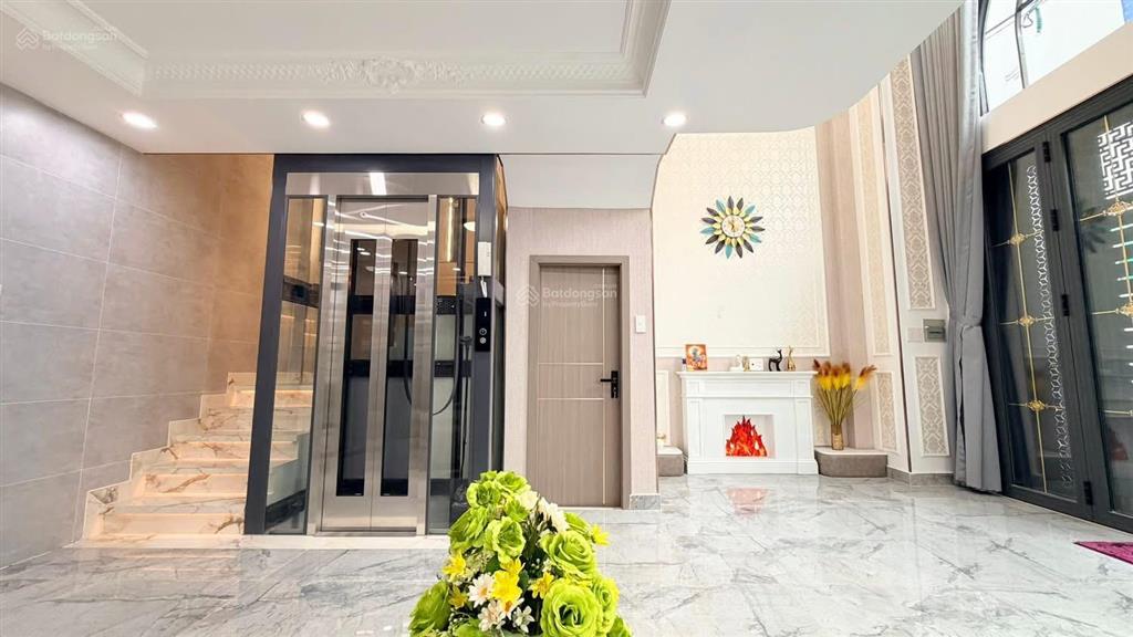 Nhà 2 mặt hxh5m p8 quang trung gv 7x7 shr 46,3m2 lửng 2l st gara 3pn tm 350kg pt full nội thất