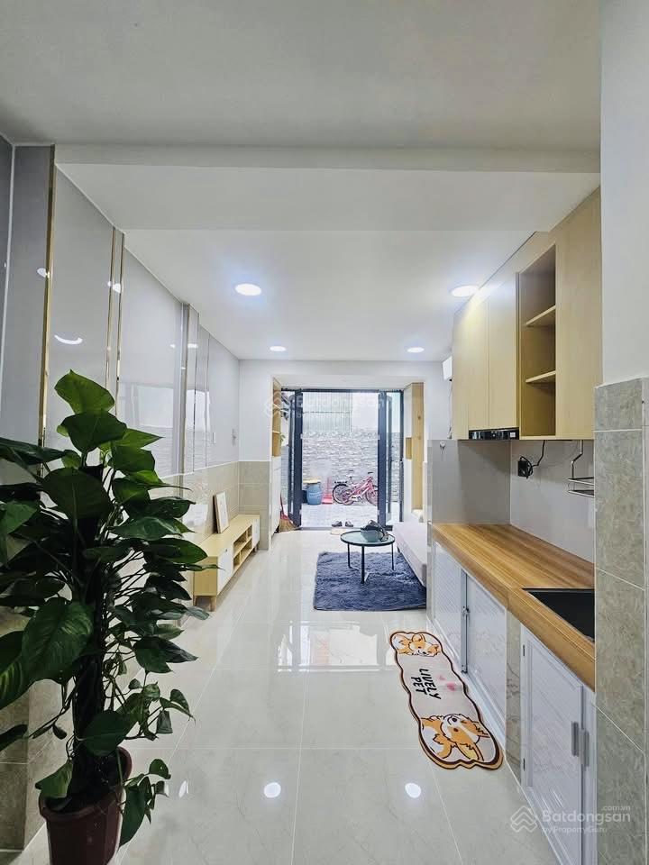 /nguyễn văn khối p8gv 3,2x8,42 2l 2pn 3vs full nt hxh tới cửa sân để 10xm h.đb