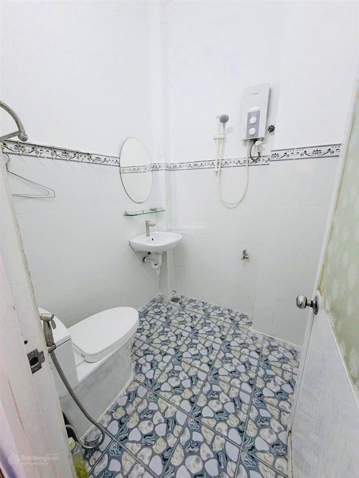 Nhà hẻm 3m cụt ngay tt thời trang nguyễn trãi p2q5 2l st 5,8x9,4 cn35,8m2 sàn 81,3m2 80m ra mt