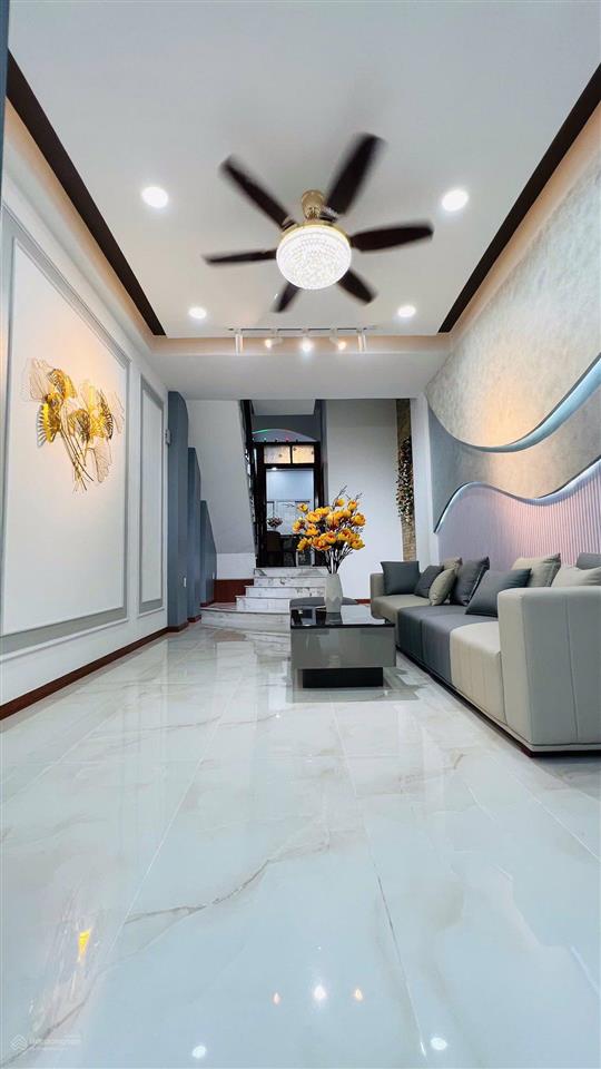 Bán nhà 56m2 đất, 6pn, hẻm xe hơi đỗ cửa thông tô hiến thành, quận 10.
