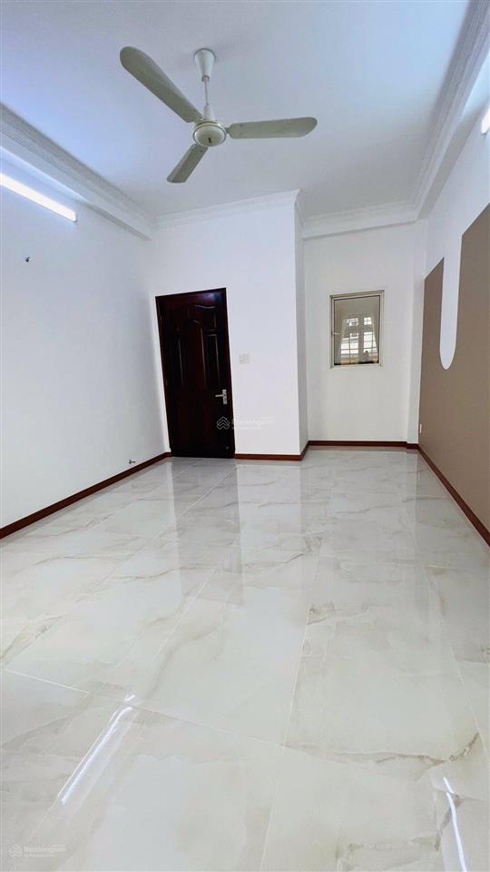 Bán nhà 56m2 đất, 6pn, hẻm xe hơi đỗ cửa thông tô hiến thành, quận 10.