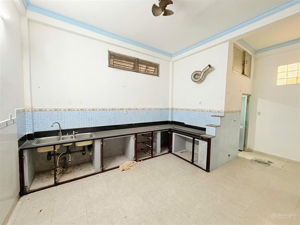 Chỉ 8,8 tỷ cho căn nhà 101.3m2 đất hẻm ba gác 1/ đường nguyễn hồng đào, p. 14, q. tân bình