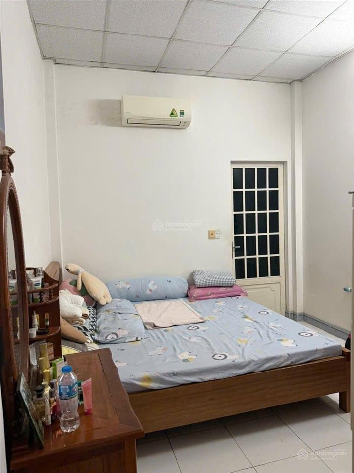 //đường số 4 p16gv 3,253,35x13,5 cn45m2 lầu sân xe 2pn 2vs balcony hẻm 3m gần chợ & th h.bắc hcđ