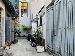 //đường số 4 p16gv 3,253,35x13,5 cn45m2 lầu sân xe 2pn 2vs balcony hẻm 3m gần chợ & th h.bắc hcđ