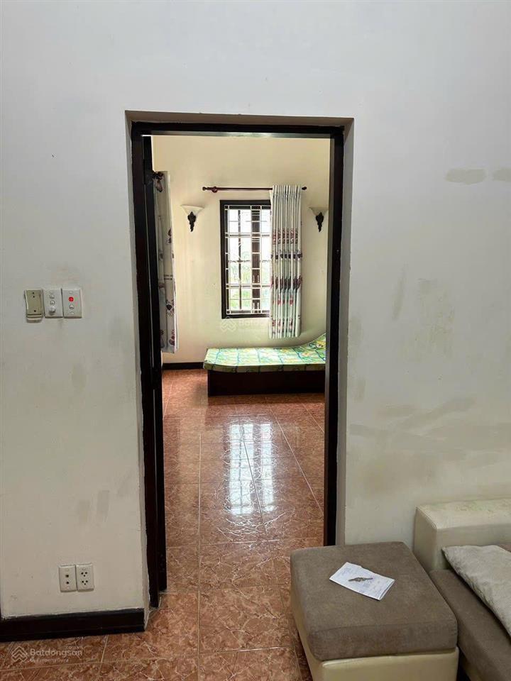 Cho thuê 1 phòng trong bt 1pn 1wc, 42m2 giá cực chất tại 28/1/1820 huỳnh lan khanh, p2, q tân bình