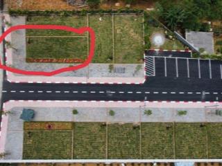 Cần bán mảnh đất sổ đỏ lâu dài, thuộc xã hòa lạc, hà nội dt 100m2. đường 20m. giá 5 tỷ.