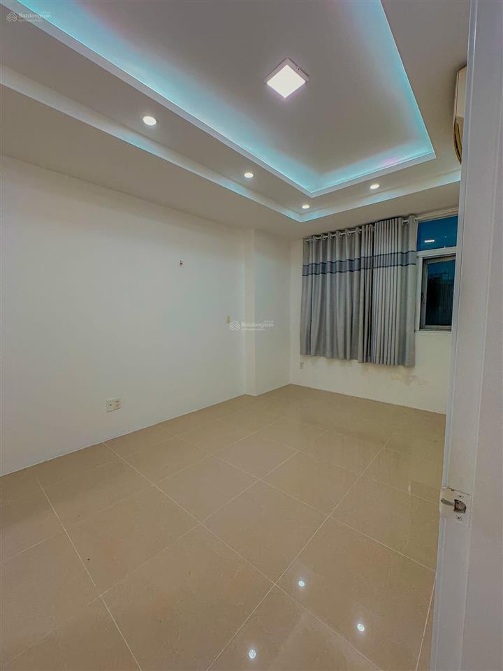 Chính chủ bán nhanh c/c hoàng kim thế gia diện tích 60m 2pn  giá 2,95 tỷ