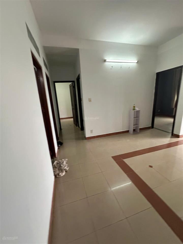 Bán chung cư 312 lạc long quân sổ hồng rồi  giá tốt 3,4 tỷ quận 11