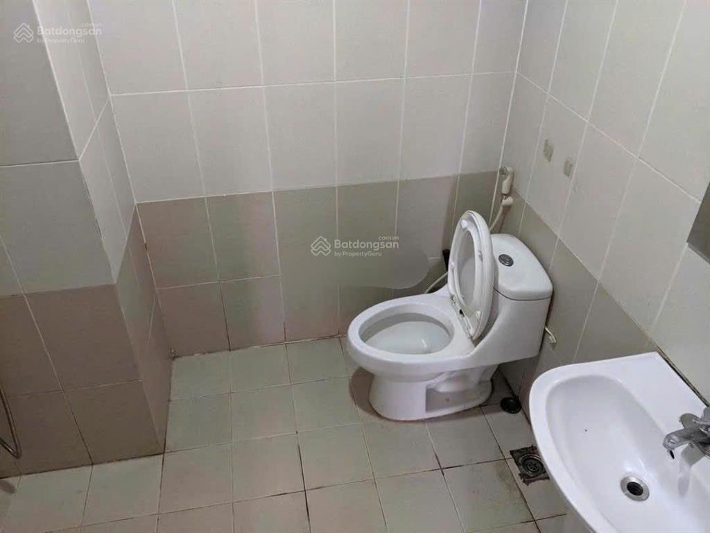 Bán chung cư âu cơ tower 75m  3pn sổ hồng rồi giá 3,76 tỷ