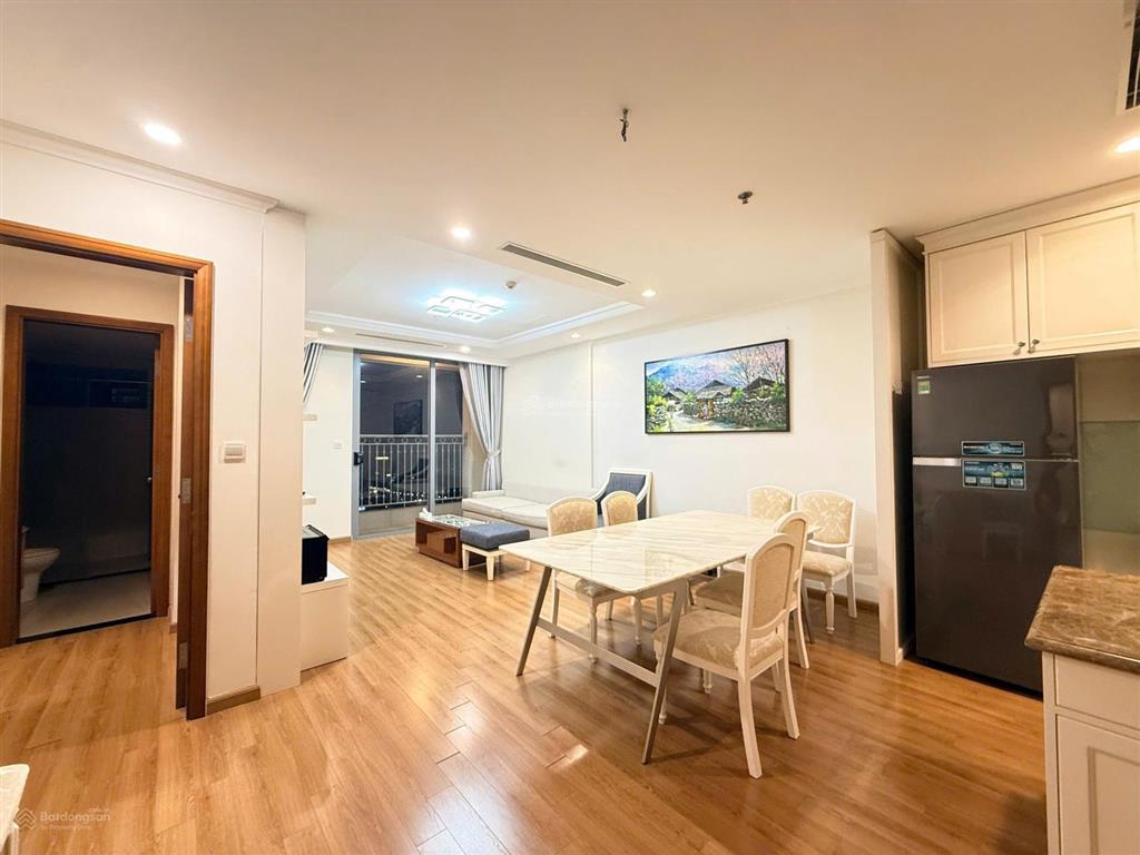 Chính chủ cho thuê căn hộ 3pn đầy đủ tiện ích, vị trí trung tâm hà nội.  0363 960 ***