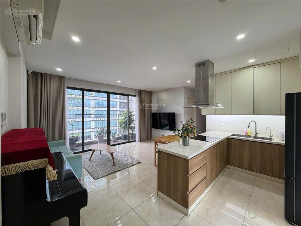 Cần cho thuê căn hộ 1709 tòa c3 d'capitale trần duy hưng, yên hòa, 3pn  view hồ thanh xuân