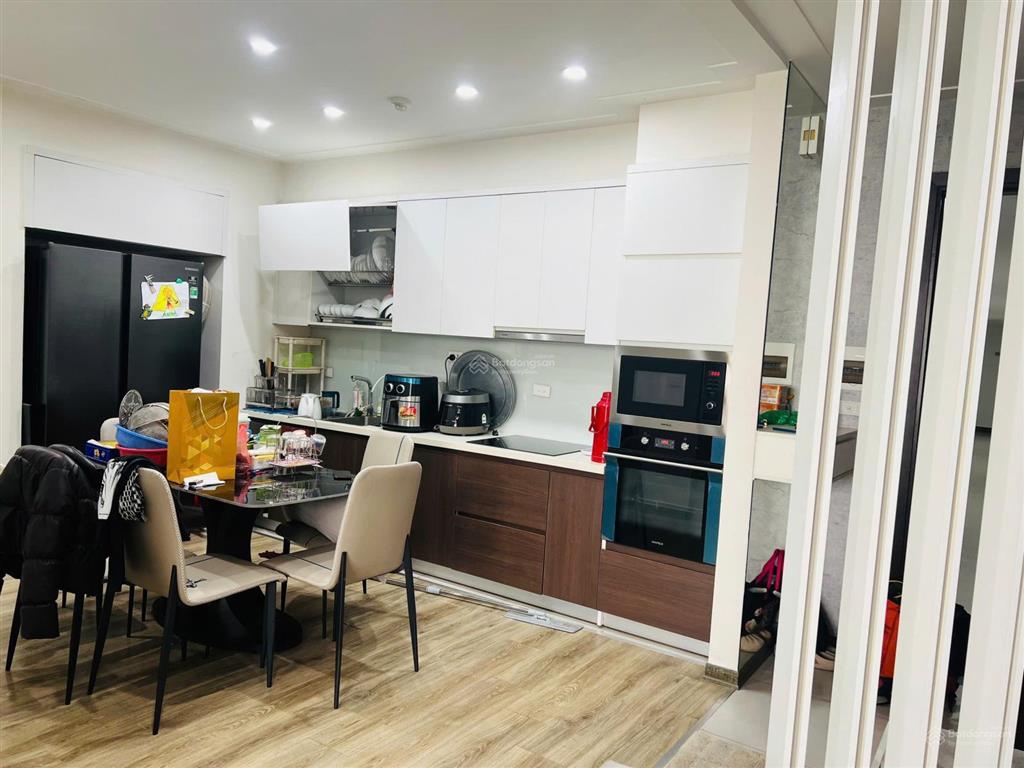 Bán căn hoa hâu 3 pn , full nội thất tại chung cư northern diamond, có slot đỗ xe ô tô, gần aeon