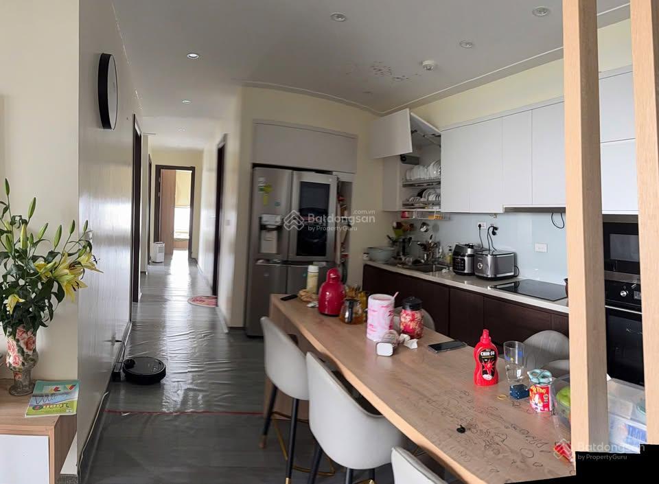 Bán cănhộ 3 pn, 107,6m2, full đồ, chung cư northern diamond, long biên, sổ đỏ sẵn sàng, có slot oto