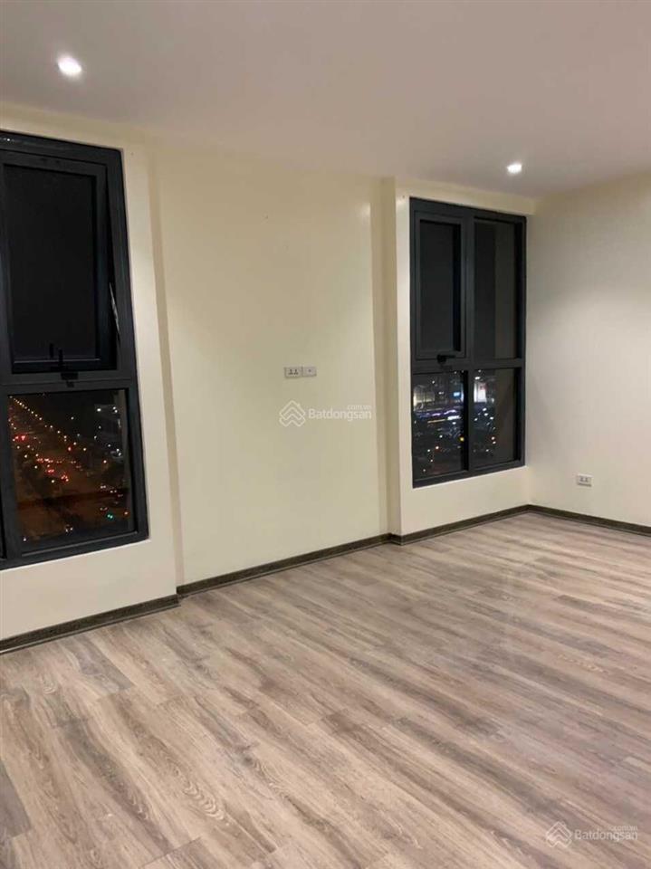 Bán căn 3 pn, căn góc, view đông nam, chung cư cạnh aeon long biên