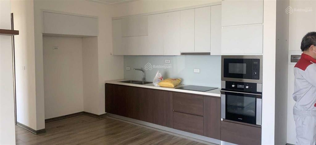 Bán căn 3 pn, căn góc, view đông nam, chung cư cạnh aeon long biên