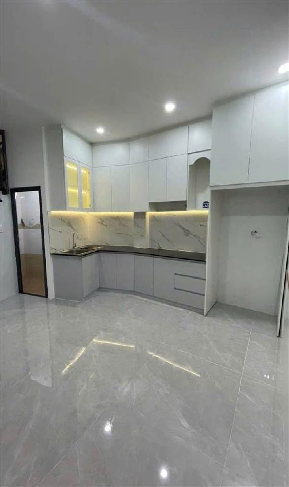 Nhà ĐS 6 BÌNH TÂN - Đường xe tải - kinh doanh buôn bán - chỉ 4 tỷ xíu