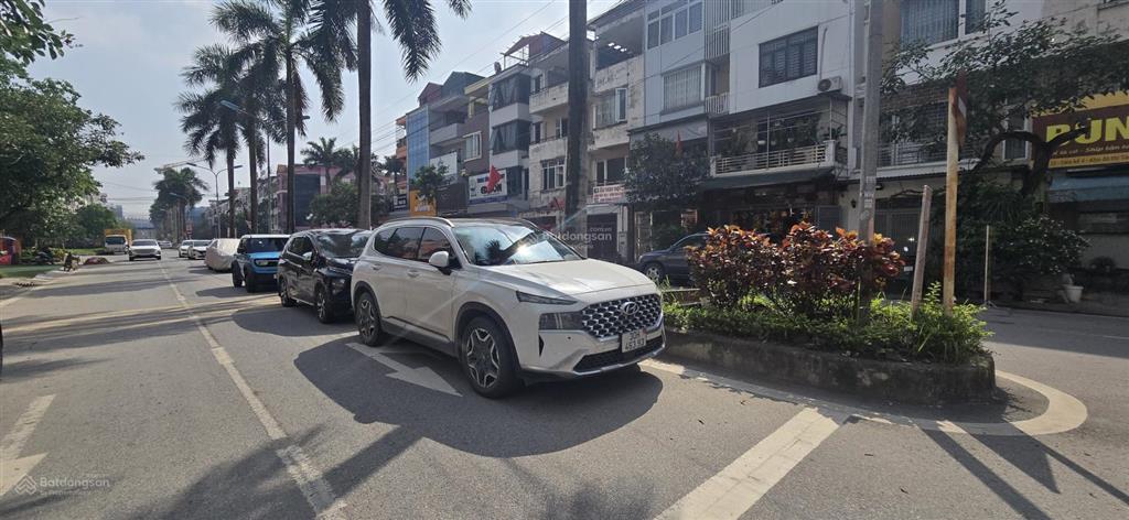 Bán căn liền kề 4 nhìn vào chung cư tân tây đô