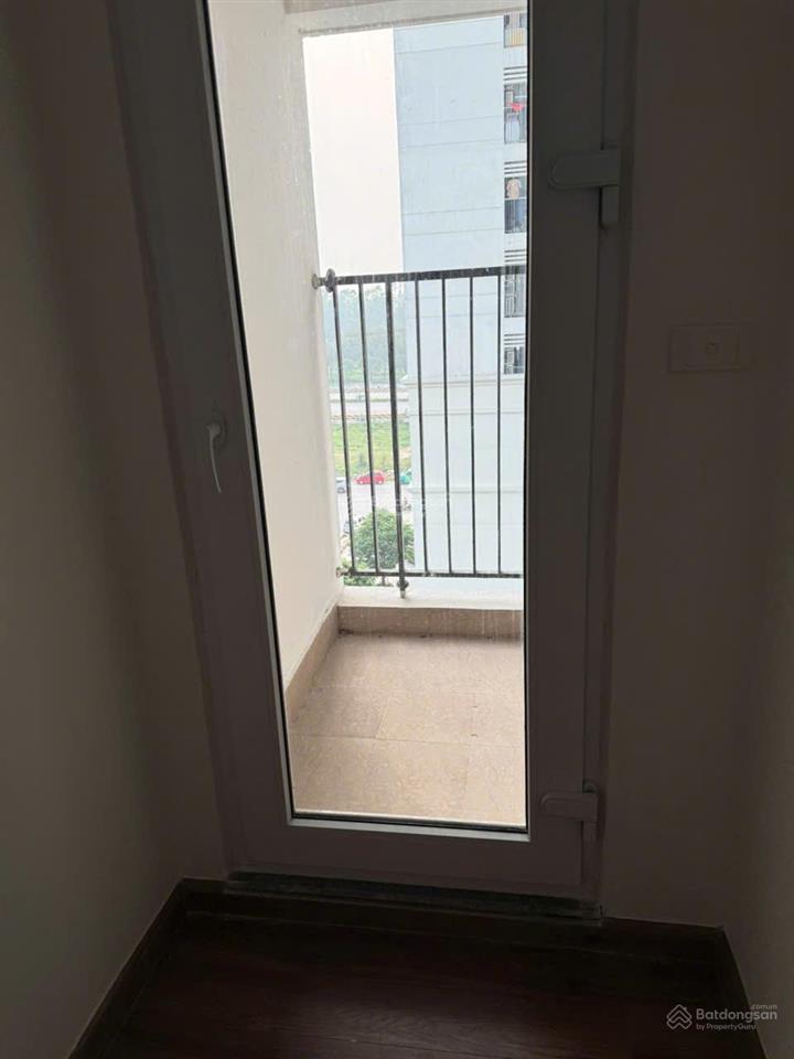 Cho thuê căn hộ 3 phòng ngủ sr26 toà river , euro windows