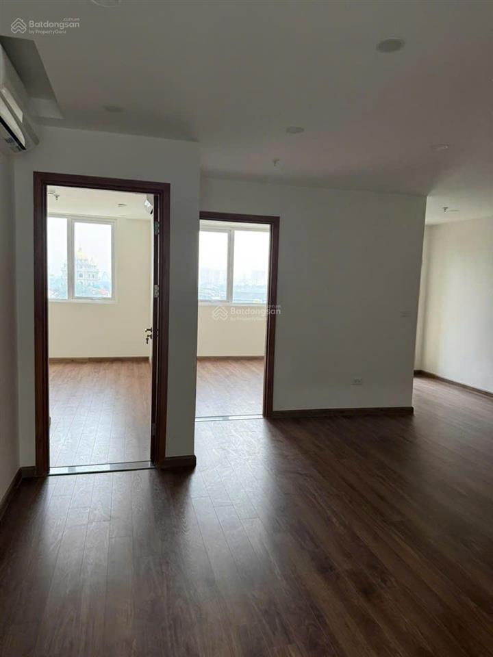 Cho thuê căn hộ 3 phòng ngủ sr26 toà river , euro windows